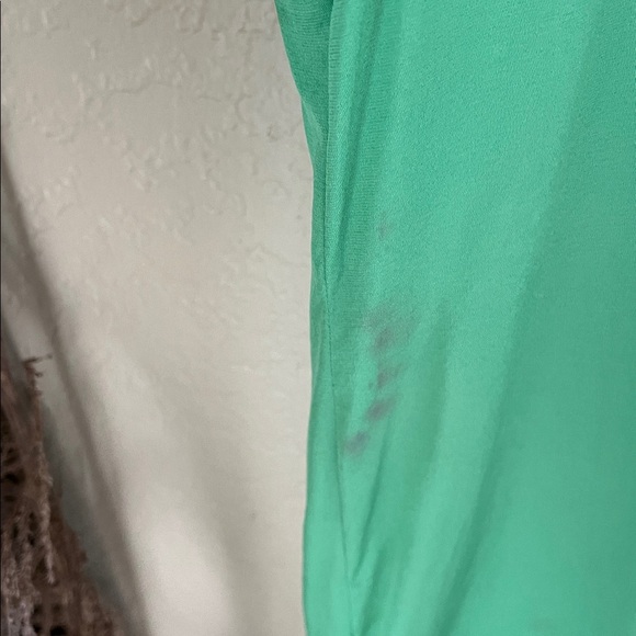 St. John sport vintage silk stretch green button blouse - Picture 12 of 12